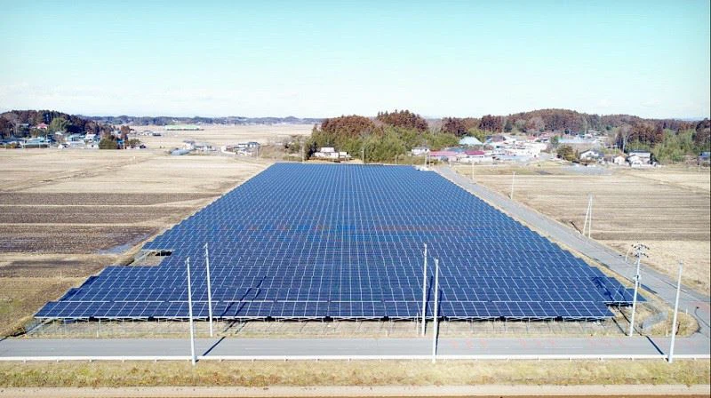 太陽光発電や風力発電の大規模開発を本格的に推進！
